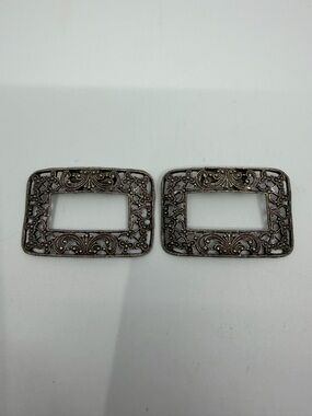 Vintage-Inspired Musi Filigree Rectangular shoe clips Silver Tone